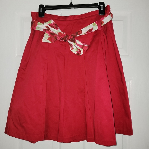 Apt 9 Red Skirt Size 10 - Picture 1 of 7